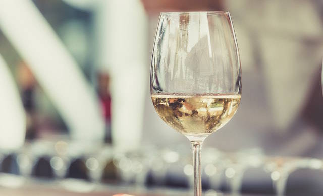 Drinks to Avoid for Getting White Teeth Wine