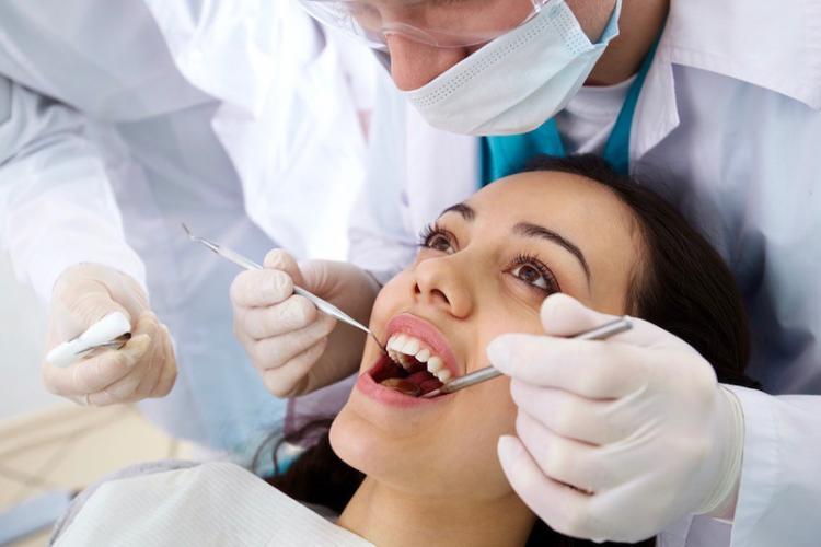 General Dentist vs Specialist Vancouver Dental